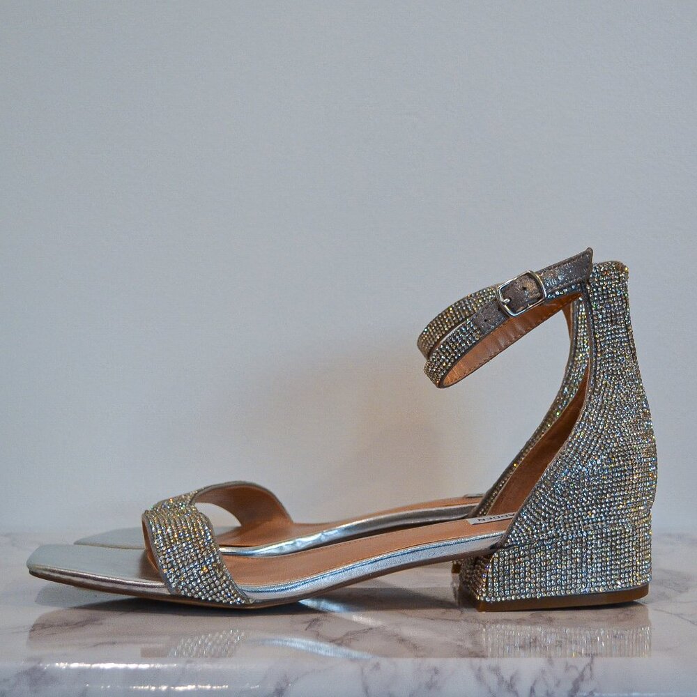 STEVE MADDEN | SILVER RHINESTONE NAVA HEEL